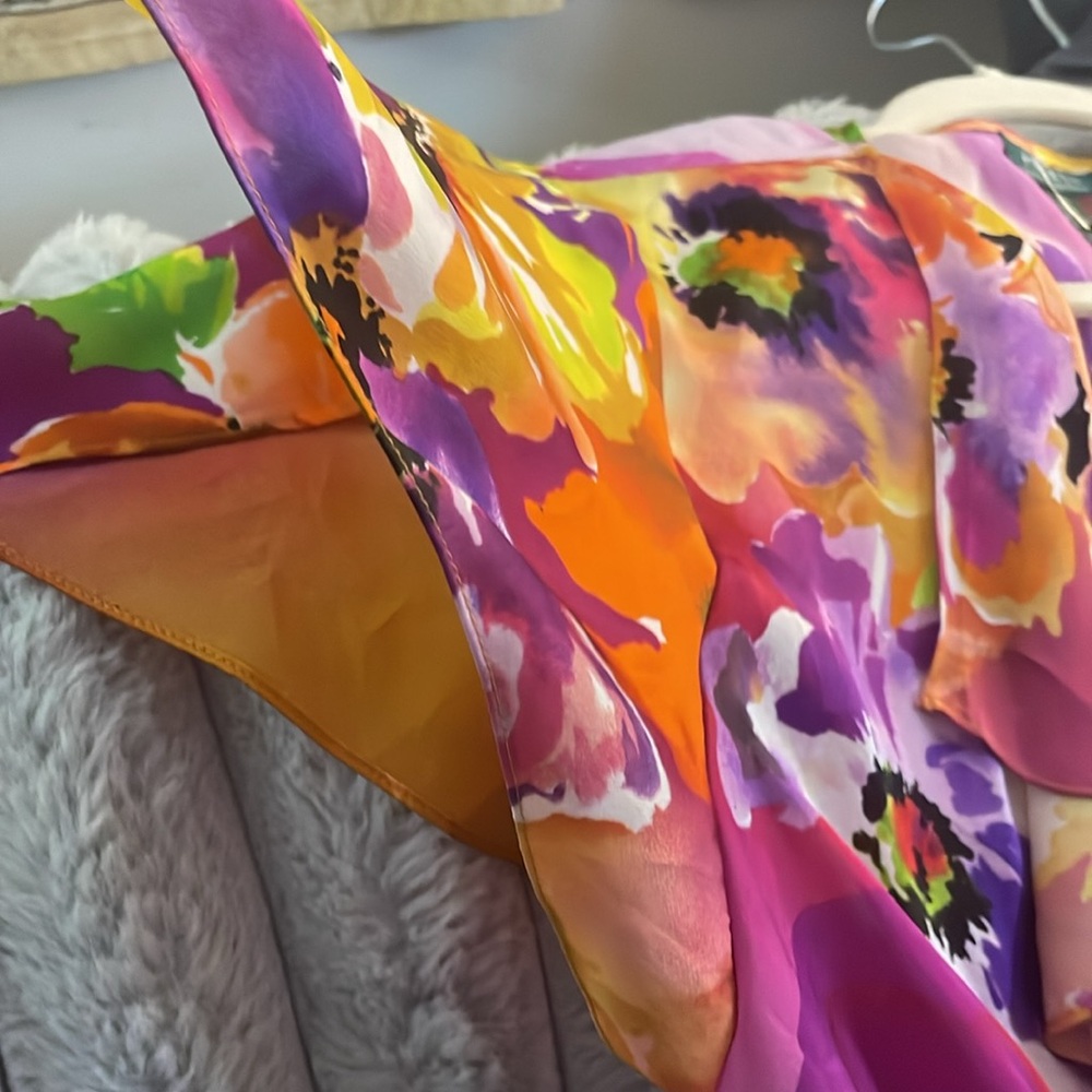 NWT Lauren Ralph Lauren GORGEOUS FLORAL RUFFLE All silk Blouse Size 14 - Picture 12 of 13